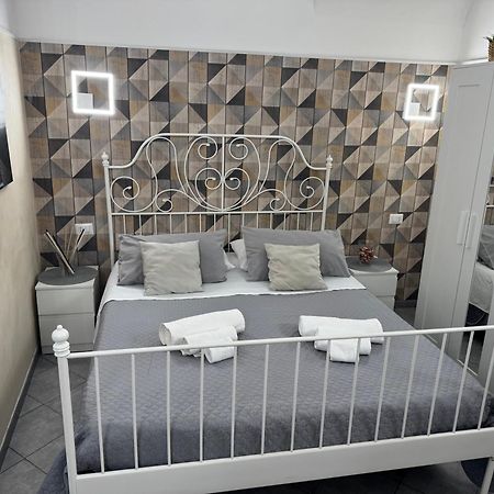 Charming House Villa คาตาเนีย ภายนอก รูปภาพ